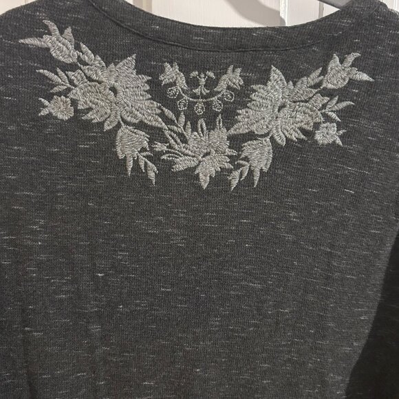 J. Jill PXL Gray Tunic Women Thermal Embroidered Top - Picture 4 of 5